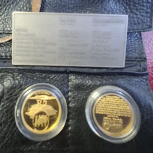 RSA 2002 ROBBEN ISLAND R2  ONE QUARTER OUNCE GOLD & GOLD FREEDOM MEDAL
